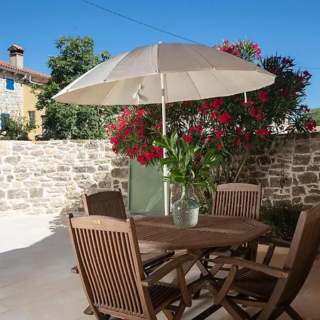 Stanza Feriehus Rovinj