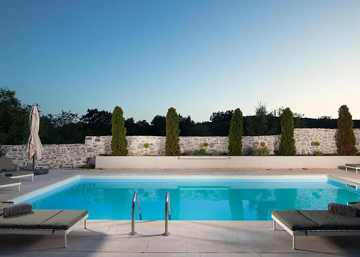 Stanza Дом отдыха Ровинь