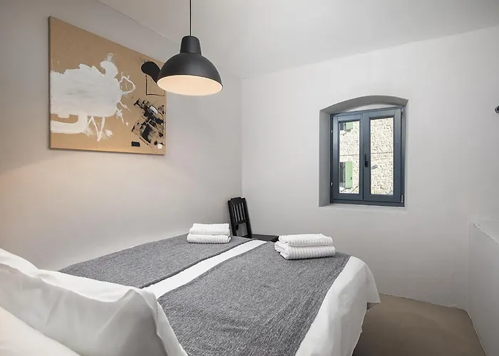 Stanza * Ровинь